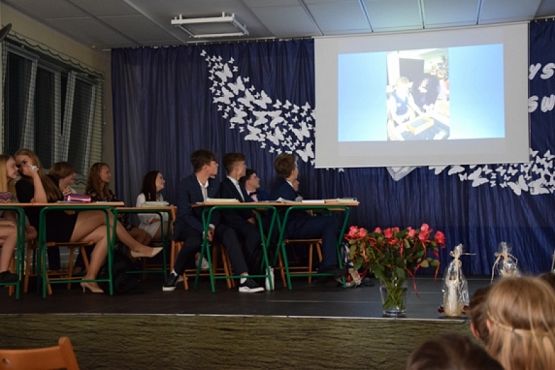 Grafika #21: Uroczyste zakończenie roku szkolnego 2018/2019 grafika