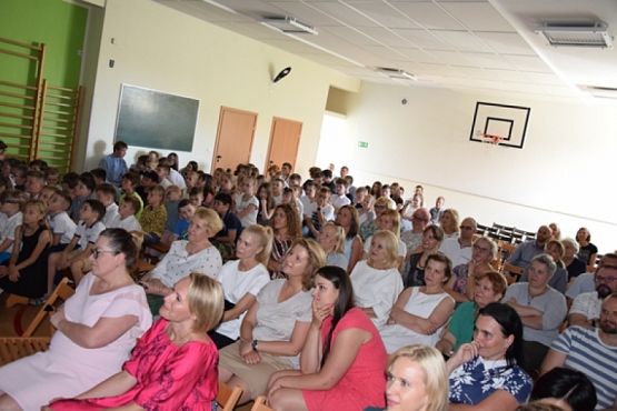 Grafika #31: Uroczyste zakończenie roku szkolnego 2018/2019 grafika