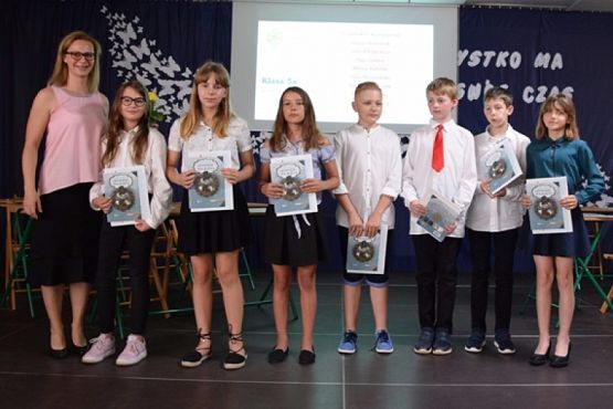 Grafika #54: Uroczyste zakończenie roku szkolnego 2018/2019 grafika