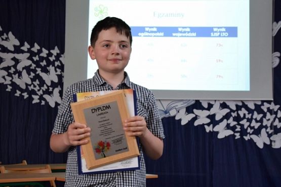 Grafika #61: Uroczyste zakończenie roku szkolnego 2018/2019 grafika