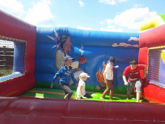  Grafika #4: ,,Mali Komandosi" w Grąbkowie grafika