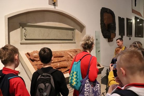 Grafika #9: Wycieczka do Warszawy klasy VA grafika