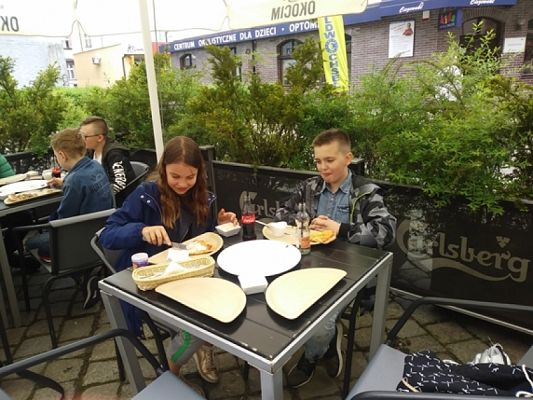  Grafika #3: SPACERKIEM PO LĘBORKU …. grafika