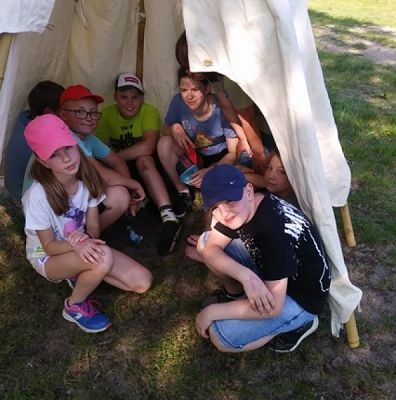  Grafika #8: BIWAK W MAUSZU KLASY IV A i V B grafika