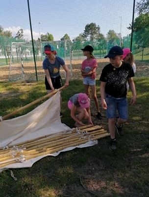  Grafika #18: BIWAK W MAUSZU KLASY IV A i V B grafika