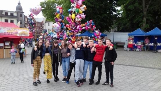  Grafika #3: DZIEŃ DZIECKA 7 A grafika