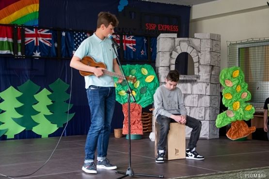  Grafika #3: ENGLISH STATION grafika