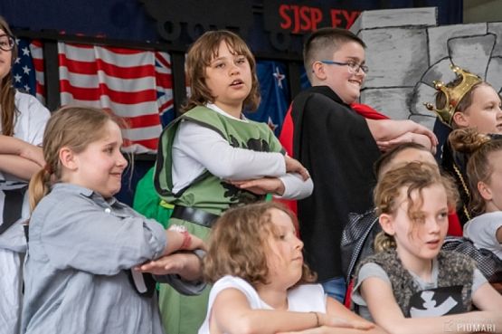  Grafika #28: ENGLISH STATION grafika