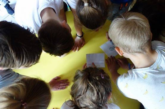  Grafika #2: PÓŁNOCKA W SZKOLE KLASY IV B grafika