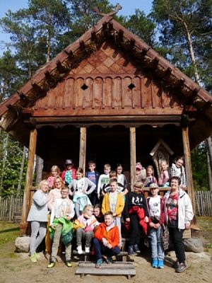  Grafika #12: KASZUBI NA KURPIACH, wymiana regionalna - dzień I grafika