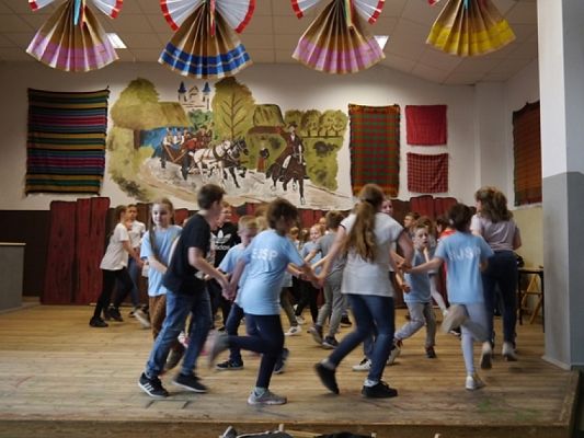  Grafika #19: KASZUBI NA KURPIACH, wymiana regionalna - dzień I grafika