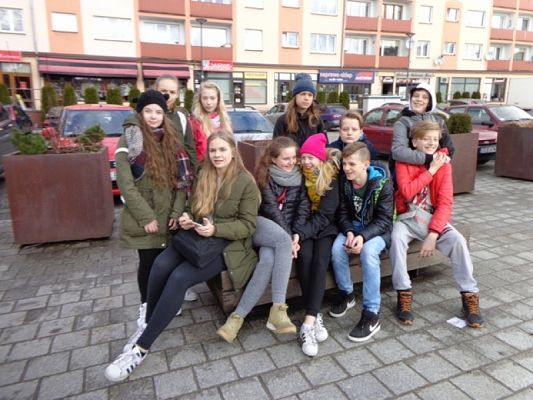  Grafika #1: RAJD PIESZY Z OKAZJI PIERWSZEGO DNIA WIOSNY grafika