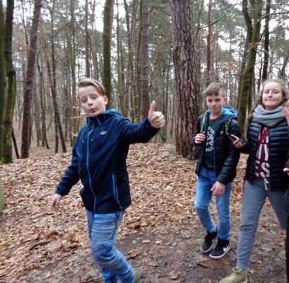  Grafika #2: RAJD PIESZY Z OKAZJI PIERWSZEGO DNIA WIOSNY grafika