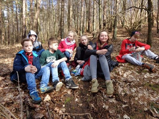  Grafika #3: RAJD PIESZY Z OKAZJI PIERWSZEGO DNIA WIOSNY grafika