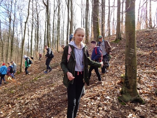  Grafika #5: RAJD PIESZY Z OKAZJI PIERWSZEGO DNIA WIOSNY grafika