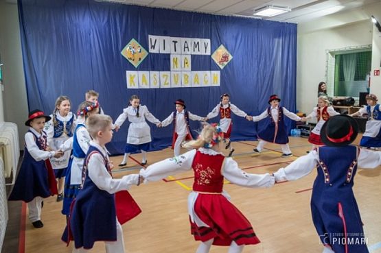  Grafika #13: KURPIE NA KASZUBACH , czyli wymiana regionalna grafika