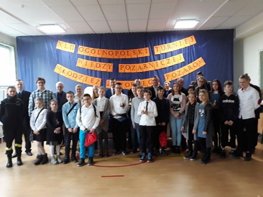  Grafika #2: XLII Ogólnopolski Turniej Wiedzy Pożarniczej Młodzież Zapobiega Pożarom (OTWP). grafika