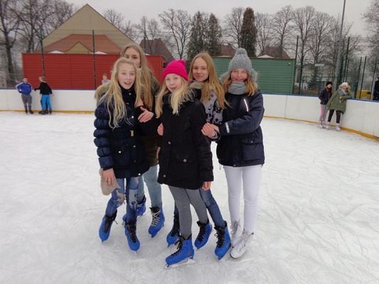  Grafika #5: DOSKONALIMY JAZDĘ NA ŁYŻWACH grafika