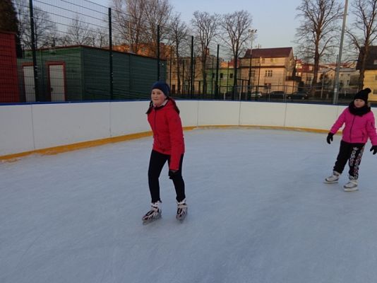  Grafika #9: DOSKONALIMY JAZDĘ NA ŁYŻWACH grafika