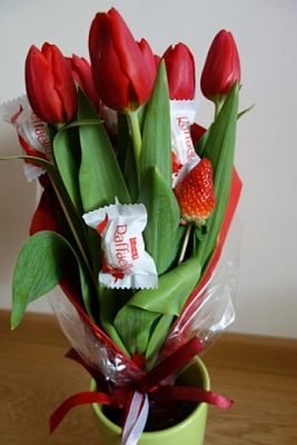  Grafika #2: DZIEŃ KOBIET w klasie IV b grafika