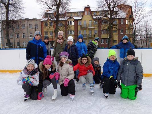  Grafika #16: WF NA LODOWISKU grafika