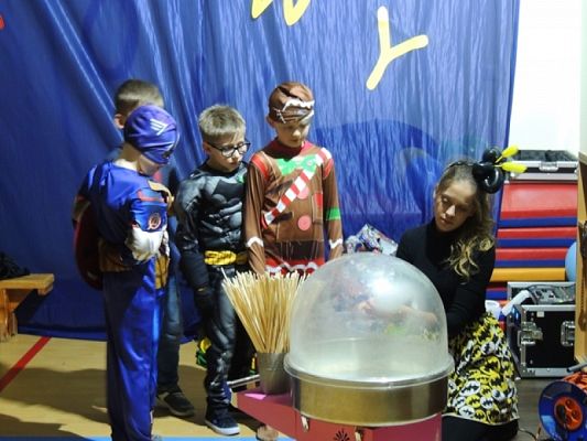  Grafika #11: BAL KARNAWAŁOWY grafika