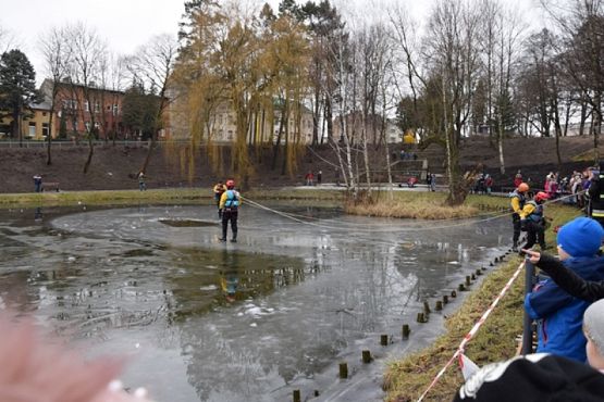  Grafika #1: BEZPIECZNE FERIE grafika