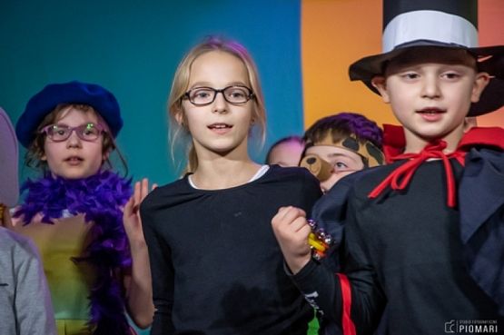  Grafika #10: START UP 2019 grafika