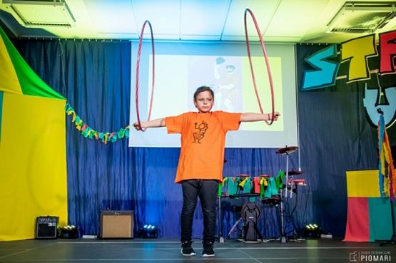  Grafika #18: START UP 2019 grafika