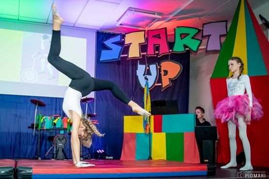  Grafika #24: START UP 2019 grafika