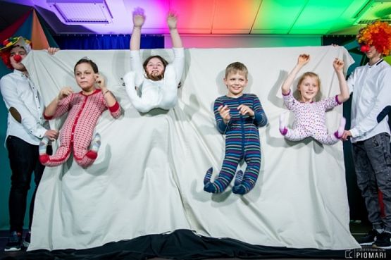  Grafika #36: START UP 2019 grafika