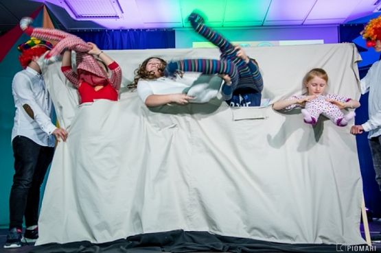  Grafika #48: START UP 2019 grafika