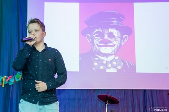  Grafika #61: START UP 2019 grafika