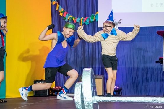  Grafika #64: START UP 2019 grafika