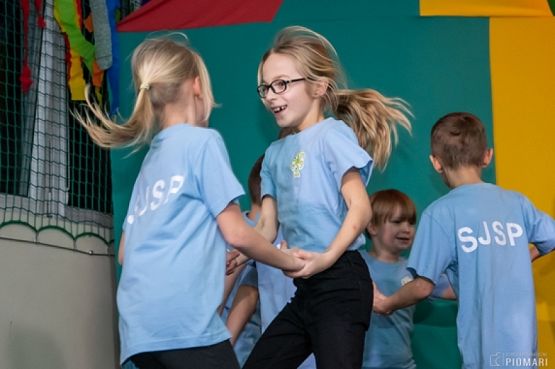  Grafika #95: START UP 2019 grafika