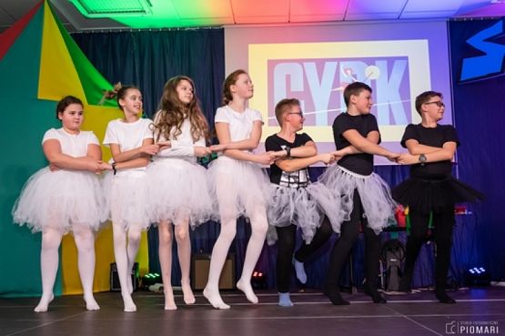  Grafika #101: START UP 2019 grafika