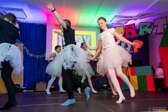  Grafika #102: START UP 2019 grafika