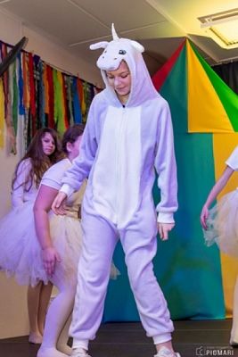  Grafika #105: START UP 2019 grafika