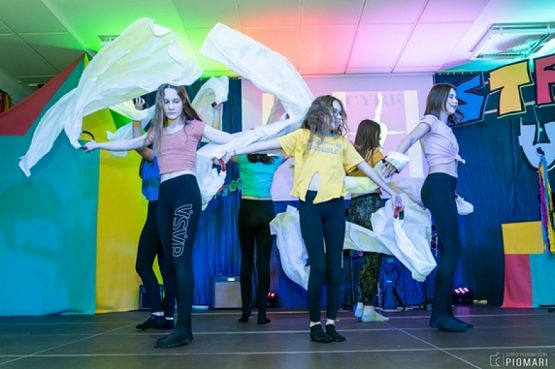  Grafika #108: START UP 2019 grafika