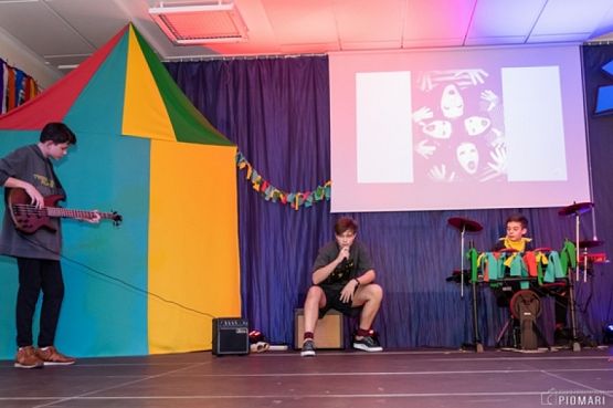  Grafika #122: START UP 2019 grafika