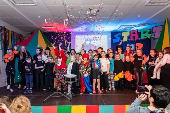  Grafika #129: START UP 2019 grafika