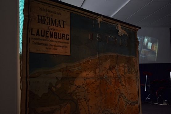  Grafika #0: Międzynarodowy Dzień Pamięci o Ofiarach Holokaustu grafika