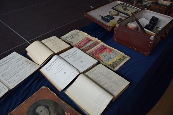  Grafika #4: Międzynarodowy Dzień Pamięci o Ofiarach Holokaustu grafika