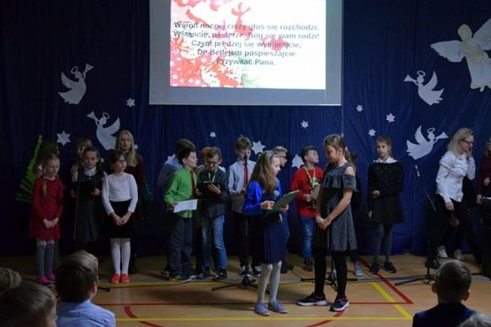  Grafika #1: WIGILIE KLASOWE I WSPÓLNE KOLĘDOWANIE - fotorelacja grafika