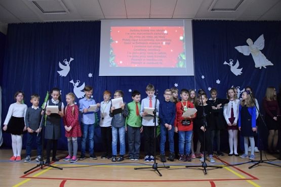  Grafika #5: WIGILIE KLASOWE I WSPÓLNE KOLĘDOWANIE - fotorelacja grafika