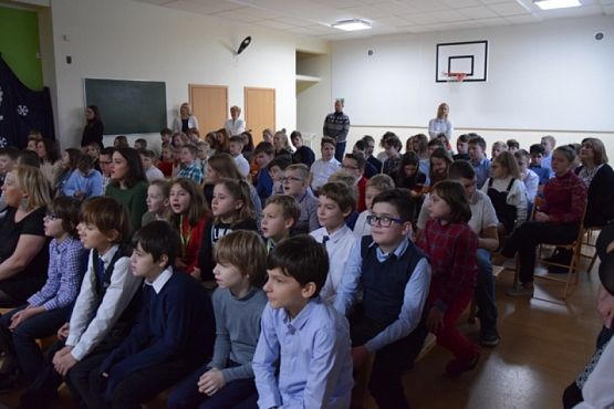  Grafika #6: WIGILIE KLASOWE I WSPÓLNE KOLĘDOWANIE - fotorelacja grafika