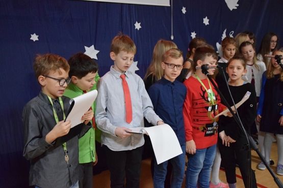  Grafika #10: WIGILIE KLASOWE I WSPÓLNE KOLĘDOWANIE - fotorelacja grafika