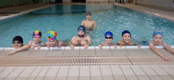  Grafika #1: ZAJĘCIA NA BASENIE KLAS I-III grafika