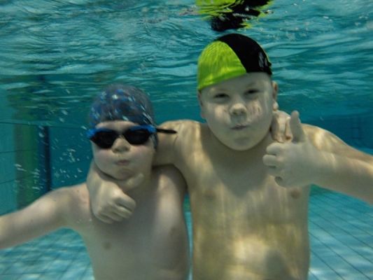  Grafika #16: ZAJĘCIA NA BASENIE KLAS I-III grafika