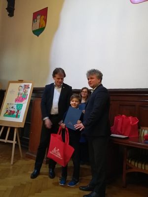  Grafika #1: WYRÓŻNIENIE W POWIATOWYM KONKURSIE PLASTYCZNYM ,,Nie pal przy mnie, proszę grafika